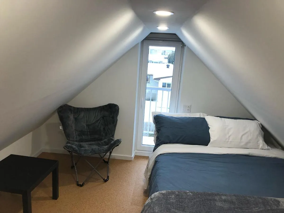 Well Equipped Studio For Non-Smoking Guests Only Citq Зo9467 Longueuil 0*,  Canada